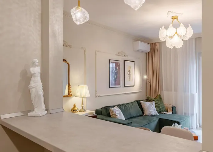 Maison Elysee - An Elegant Apartment In Piata Romana