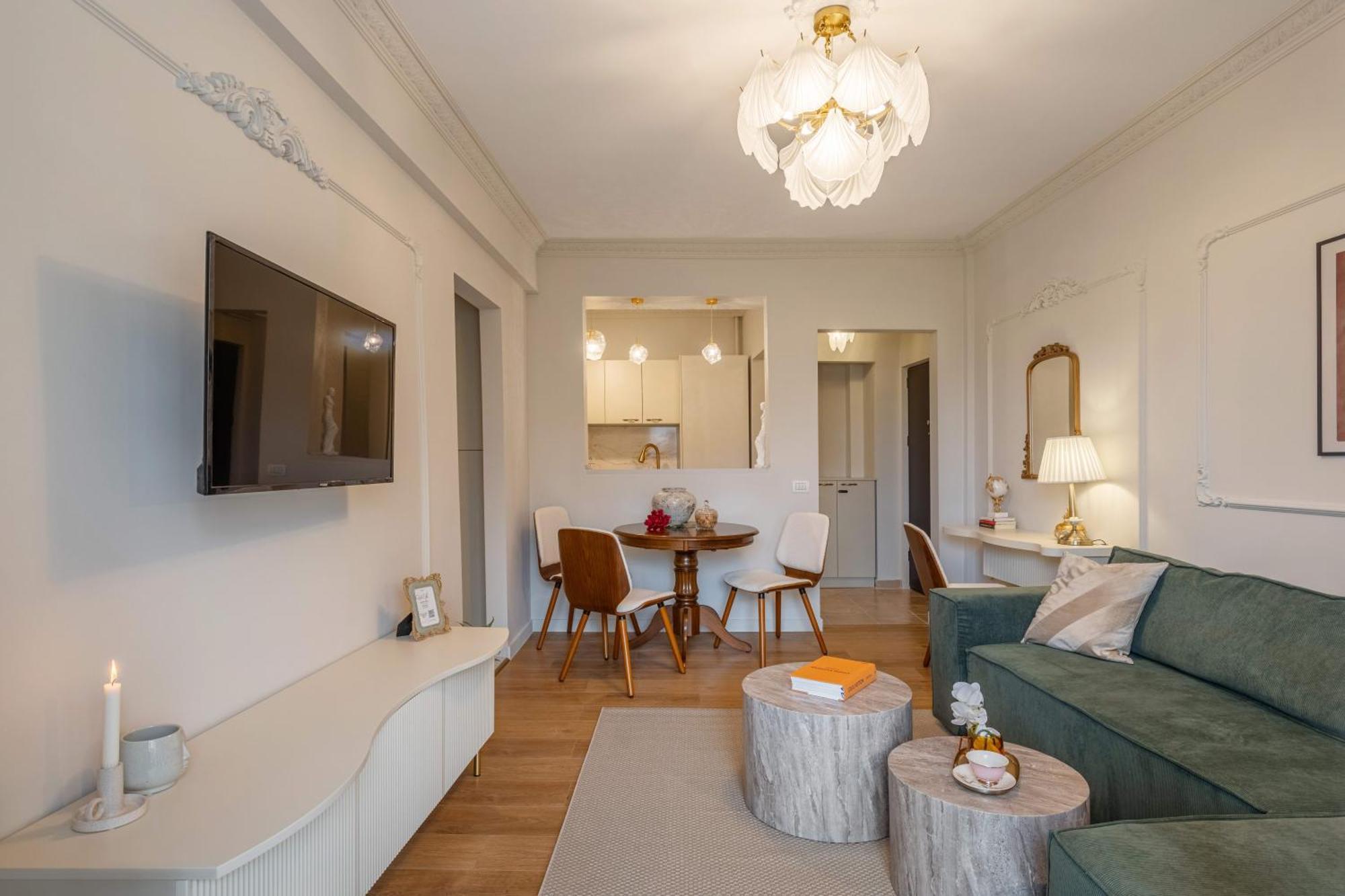 Maison Elysee - An Elegant In Piata Romana Appartamento *